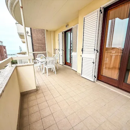 Cupra A 40 Mt Dal Mare Rif A793 * Cupra Marittima