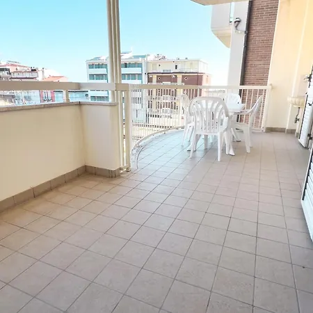 Cupra A 40 Mt Dal Mare Rif A793 Apartment