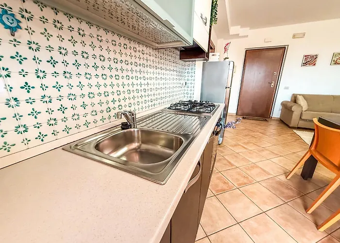 Cupra A 40 Mt Dal Mare Rif A793 * Cupra Marittima